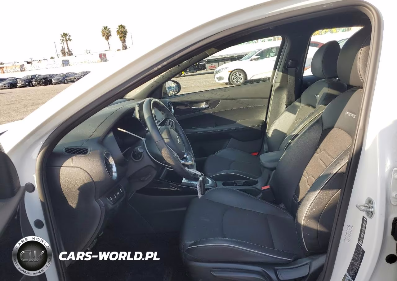 2021 Kia Forte Gt Line VIN:3KPF34AD2ME392731 - 7