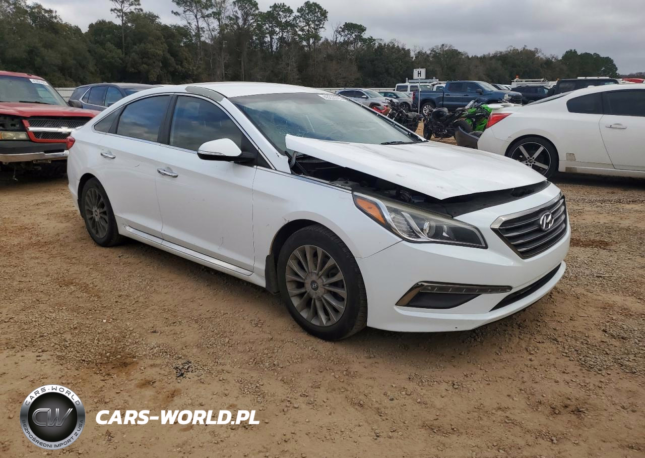 2015 Hyundai Sonata Sport VIN:5NPE34AF8FH144673 - 4
