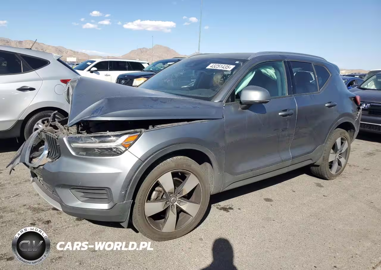 2019 Volvo Xc40 T5 Momentum