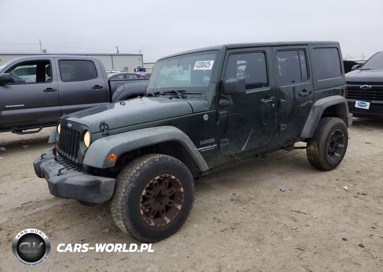 2011 Jeep Wrangler Unlimited Sport VIN:1J4BA3H19BL520746 - 1