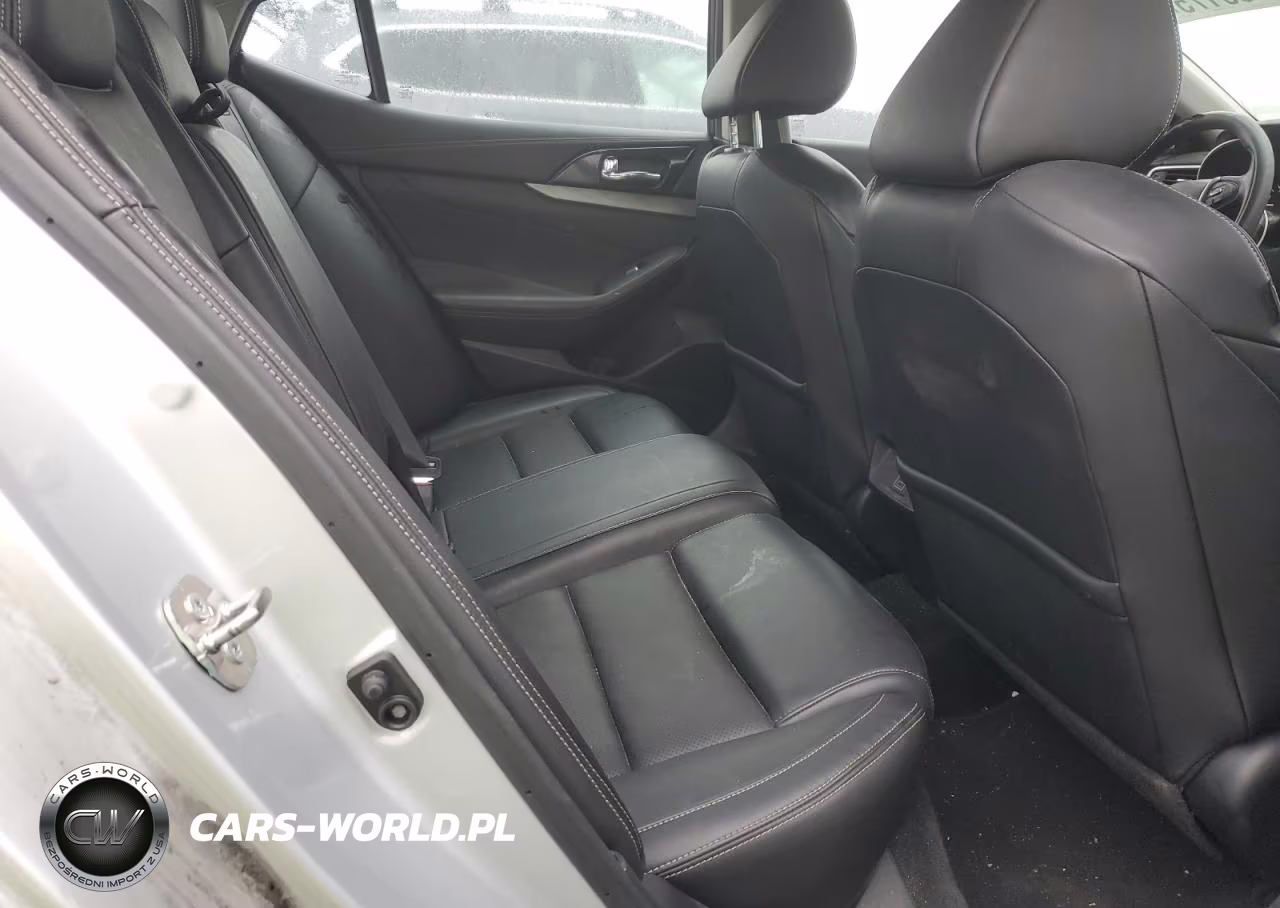 2018 Nissan Maxima 3.5S VIN:1N4AA6AP3JC365763 - 10