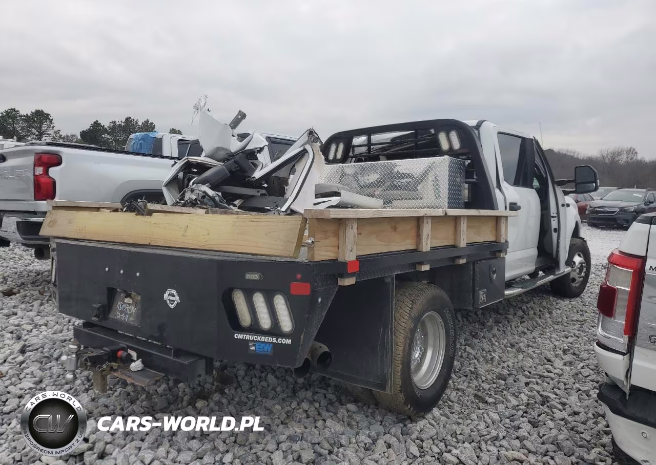 2019 Ford F350 Super Duty VIN:1FD8W3HT8KEF22295 - 3