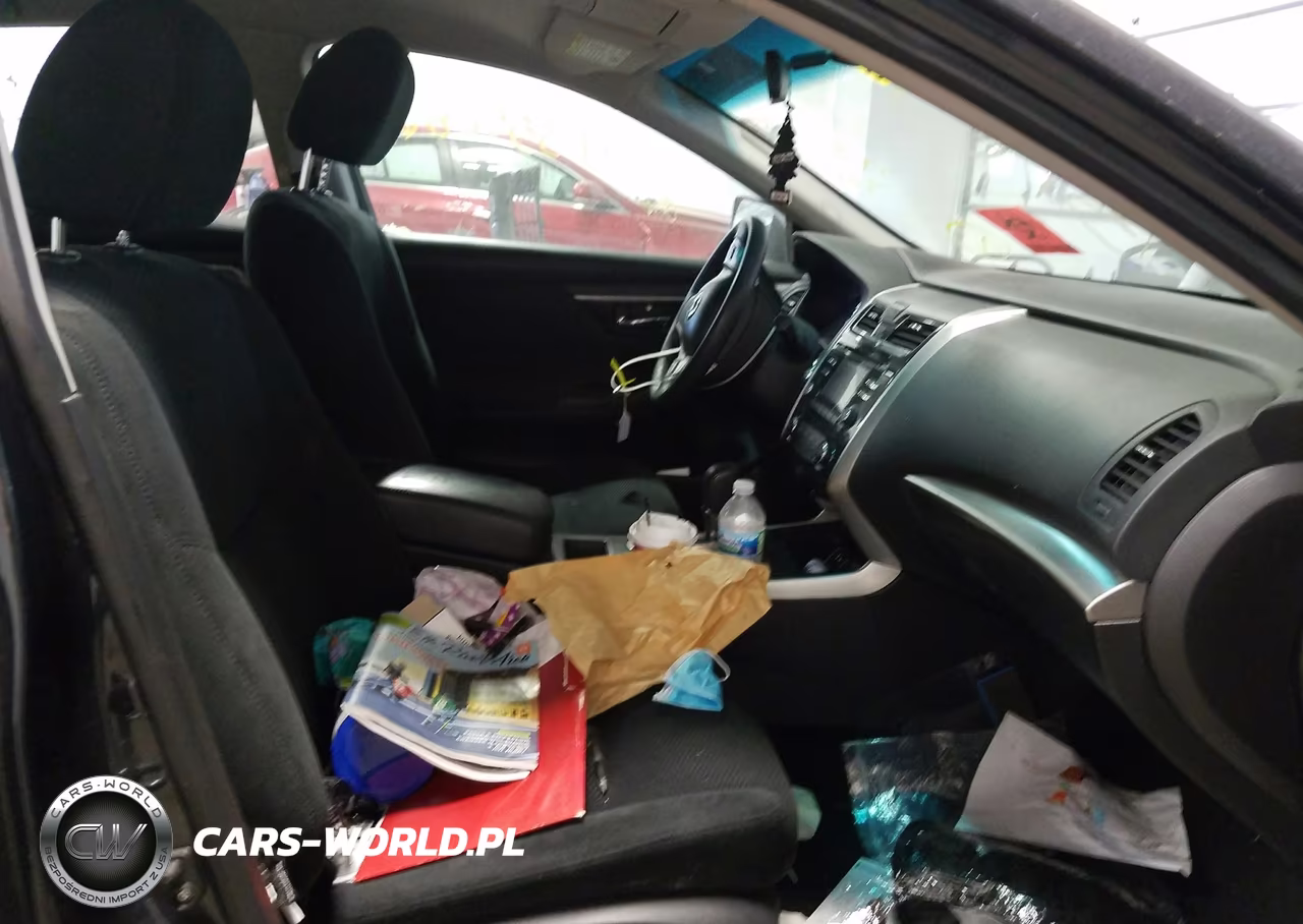 2015 Nissan Altima 2.5 VIN:1N4AL3AP4FN906680 - 5