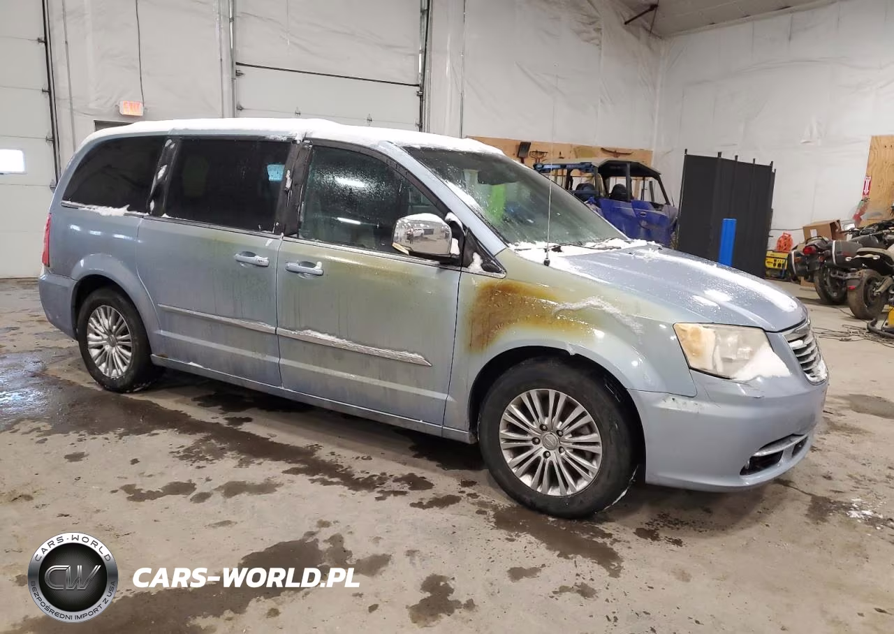2013 Chrysler Town & Country Touring L VIN:2C4RC1CG3DR625386 - 4