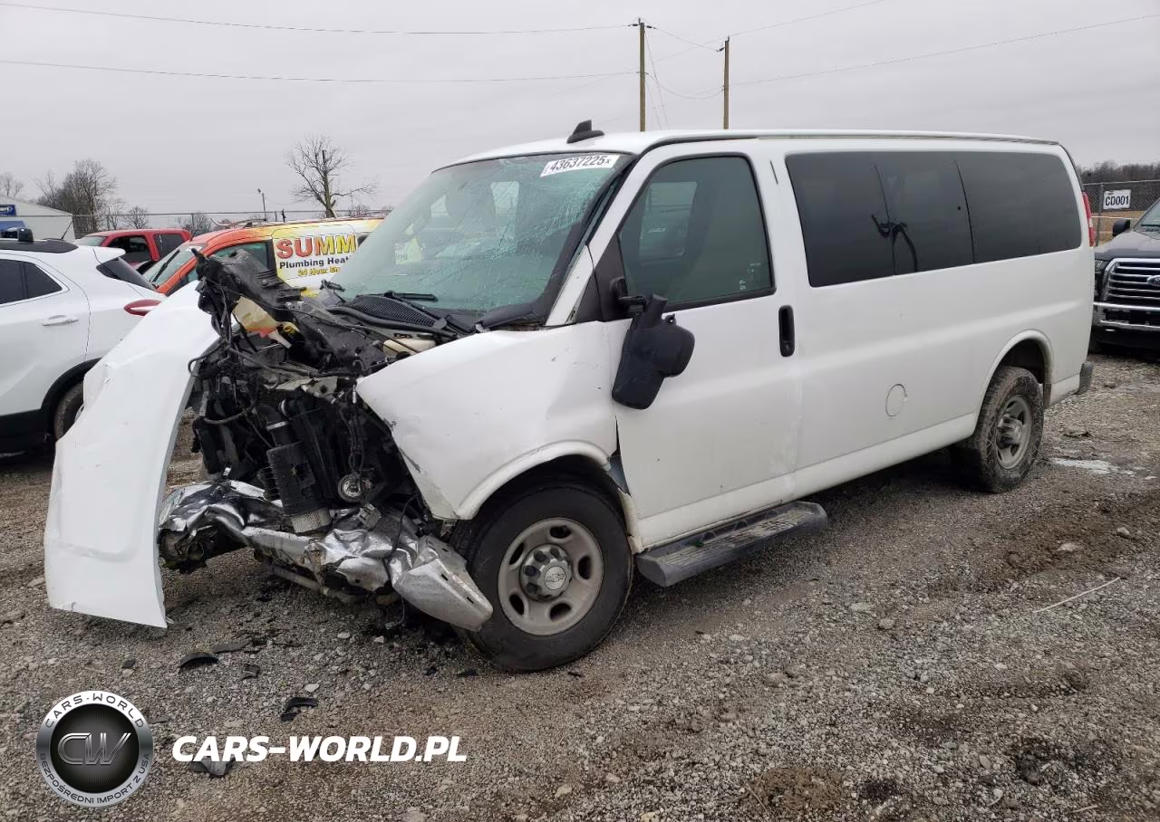 2017 Chevrolet Express VIN:1GAZGMFG9H1189485 - 1