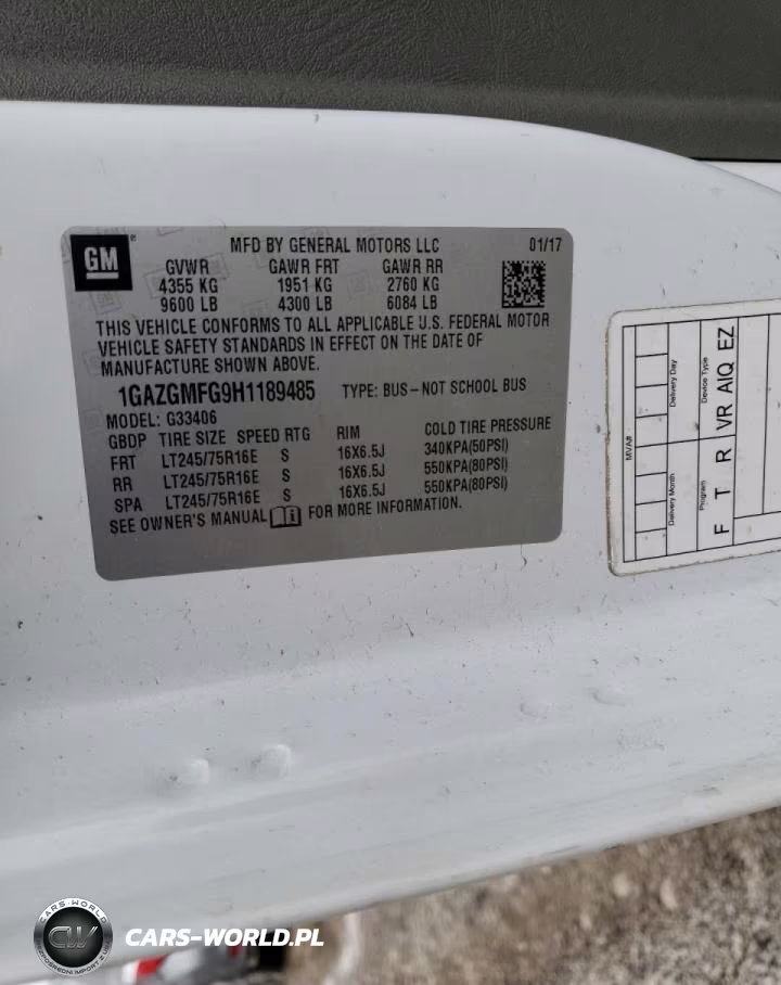 2017 Chevrolet Express VIN:1GAZGMFG9H1189485 - 13