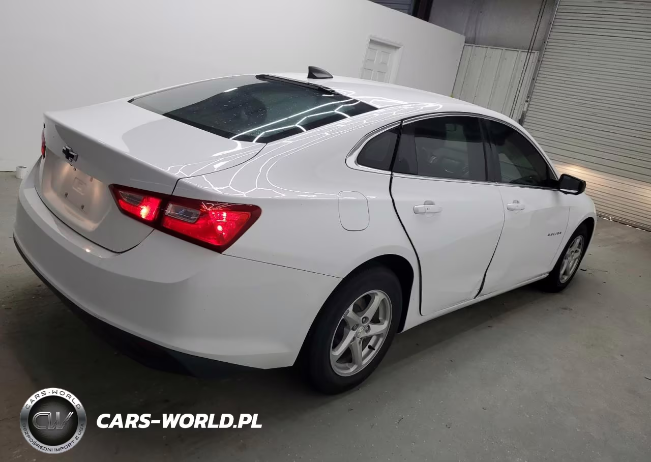 2018 Chevrolet Malibu Ls VIN:1G1ZB5ST7JF269707 - 3