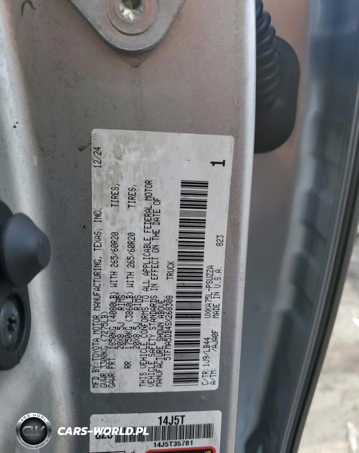 2025 Toyota Tundra Crewmax Platinum VIN:5TFMA5DB4SX268308 - 12