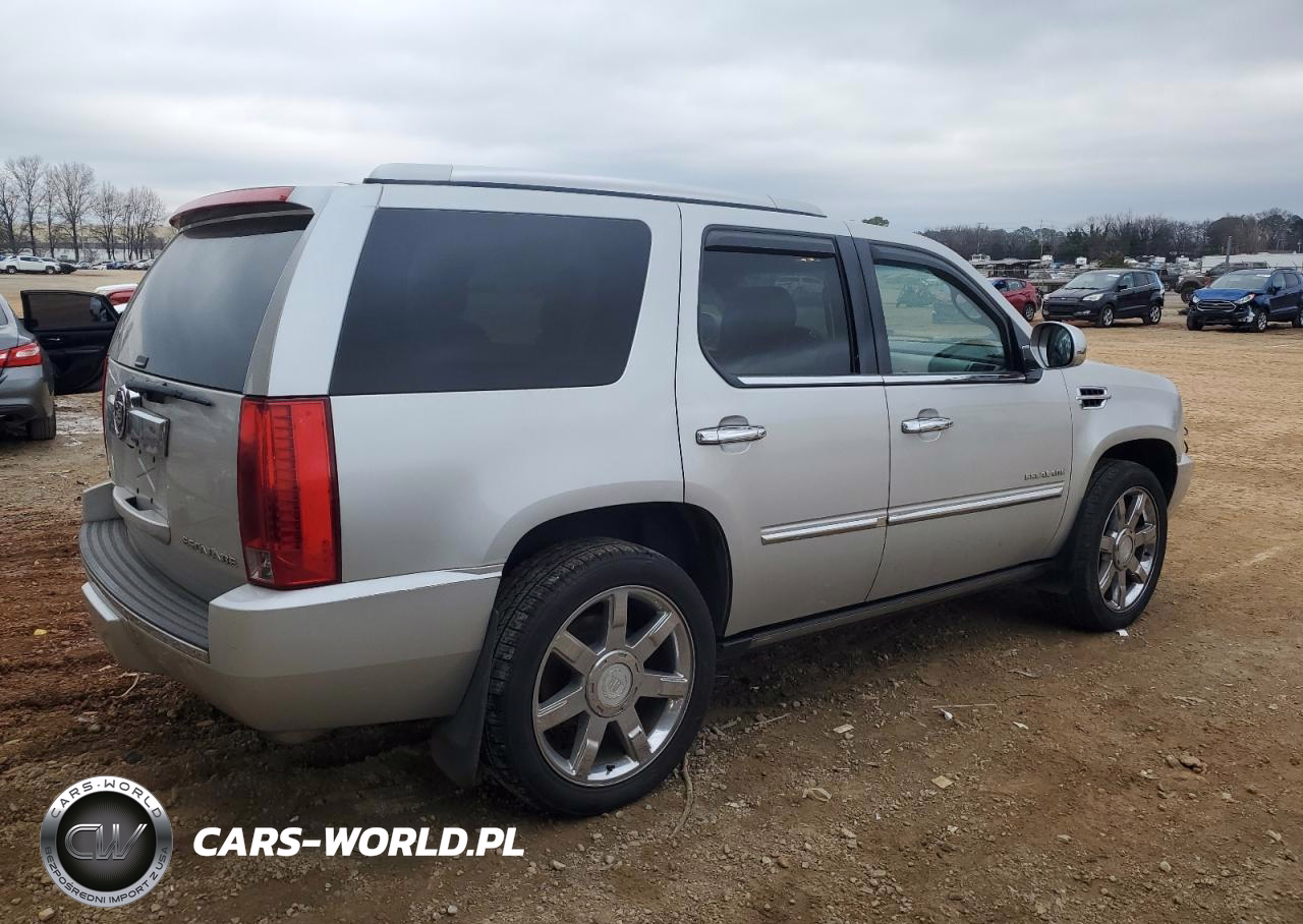 2011 Cadillac Escalade Premium VIN:1GYS4CEF3BR116443 - 3