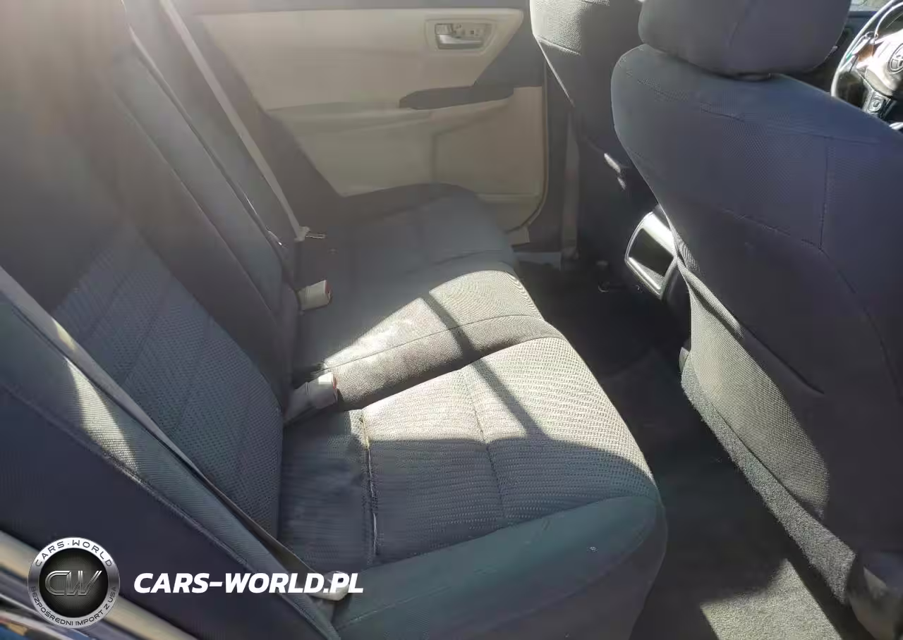 2015 Toyota Camry Le VIN:4T4BF1FK4FR503345 - 10