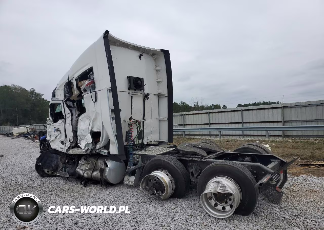 2023 Kenworth T680 Semi Truck VIN:1XKYDP9X7PJ259660 - 3
