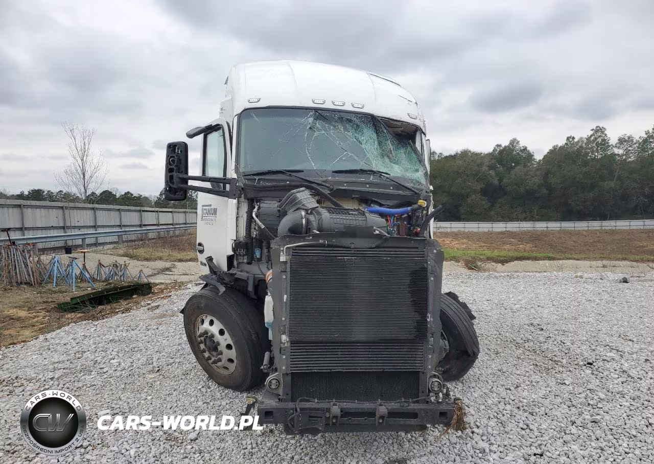 2023 Kenworth T680 Semi Truck VIN:1XKYDP9X7PJ259660 - 9