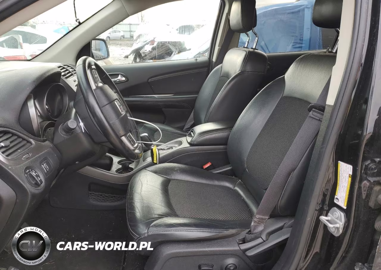 2020 Dodge Journey Crossroad VIN:3C4PDCGB7LT235854 - 7