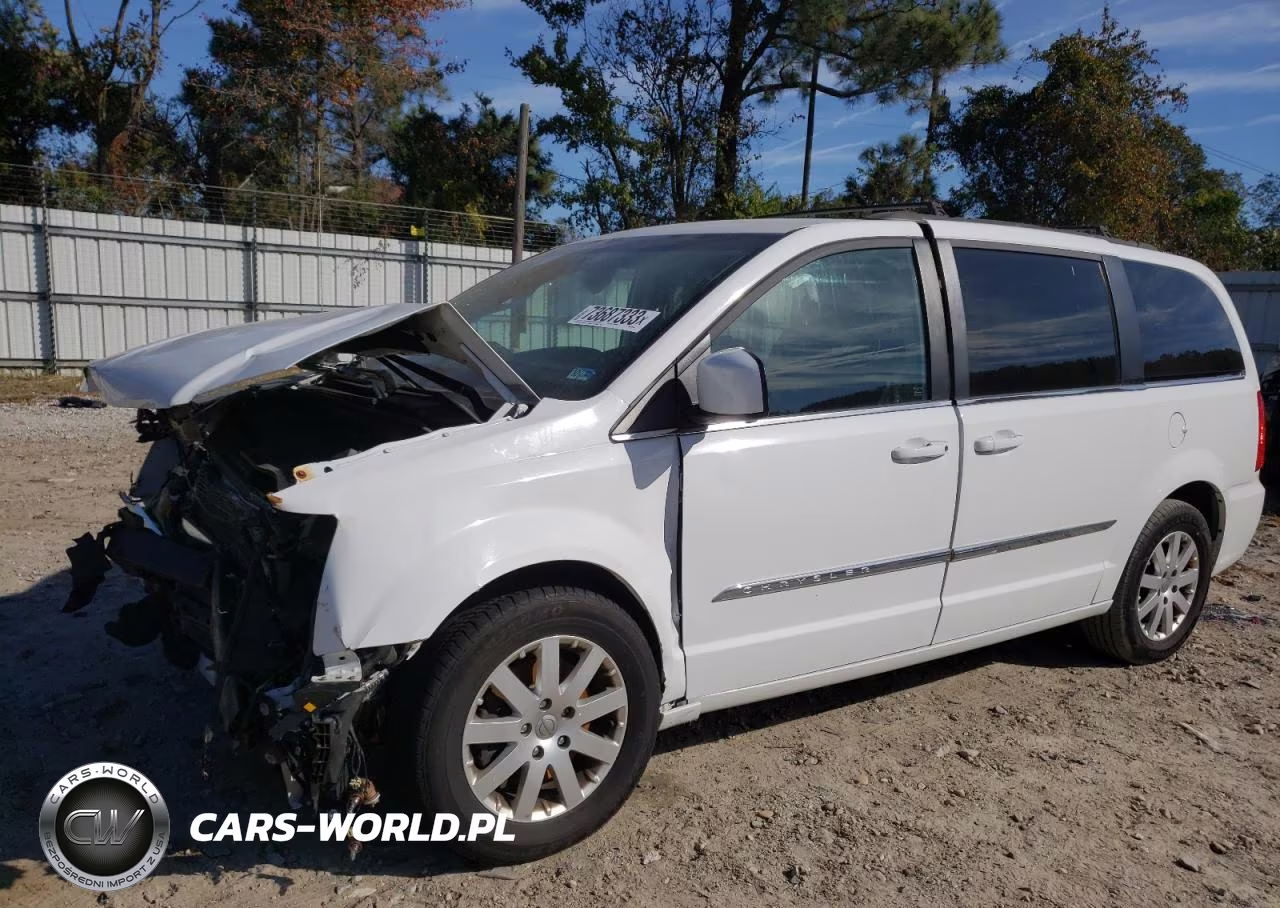 2015 Chrysler Town & Country Touring
