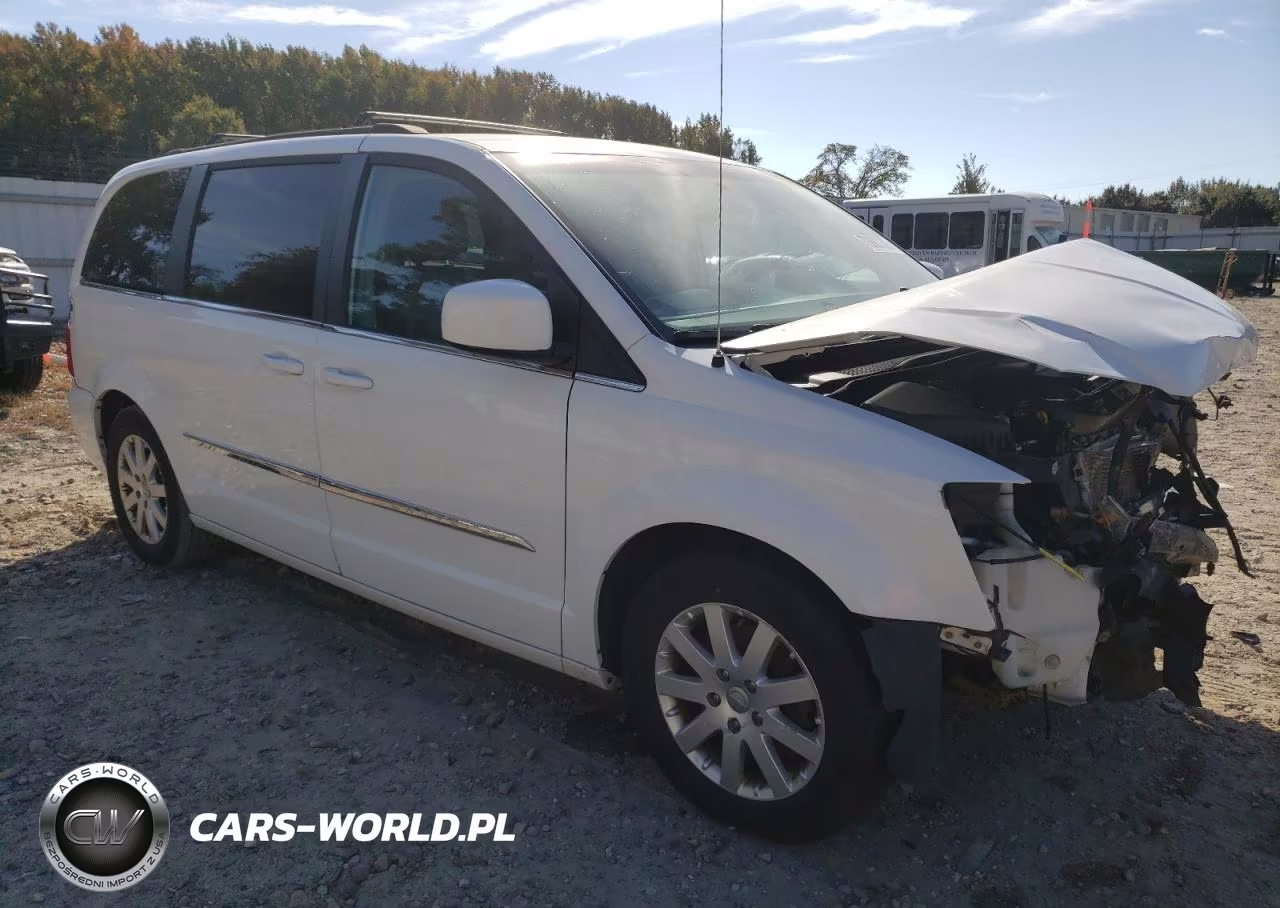 2015 Chrysler Town & Country Touring VIN:2C4RC1BG9FR638146 - 4