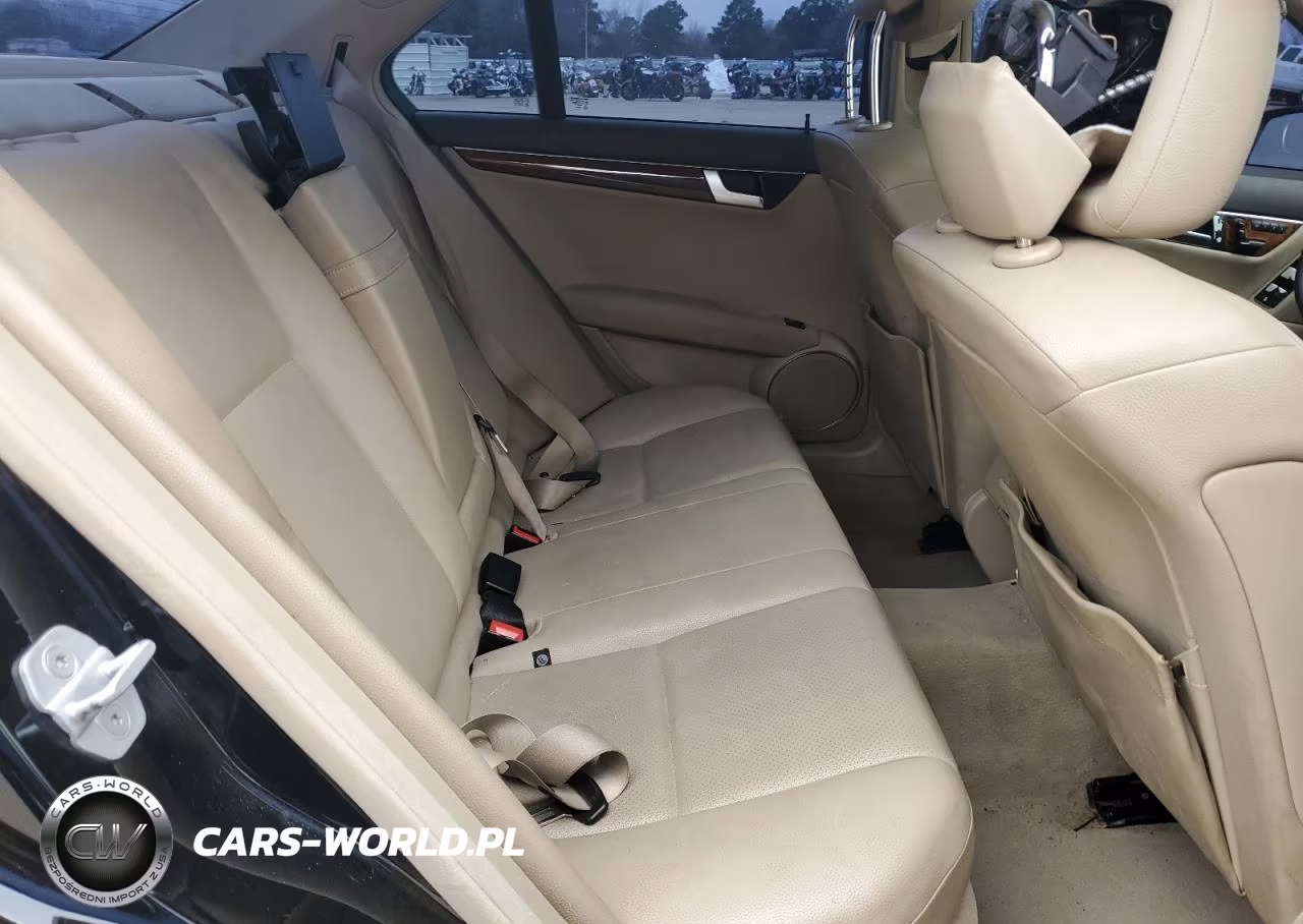 2013 Mercedes-Benz C 250 VIN:WDDGF4HB4DR261889 - 10