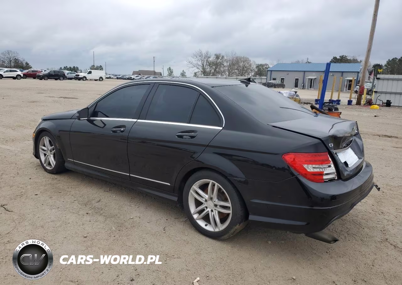 2013 Mercedes-Benz C 250 VIN:WDDGF4HB4DR261889 - 2