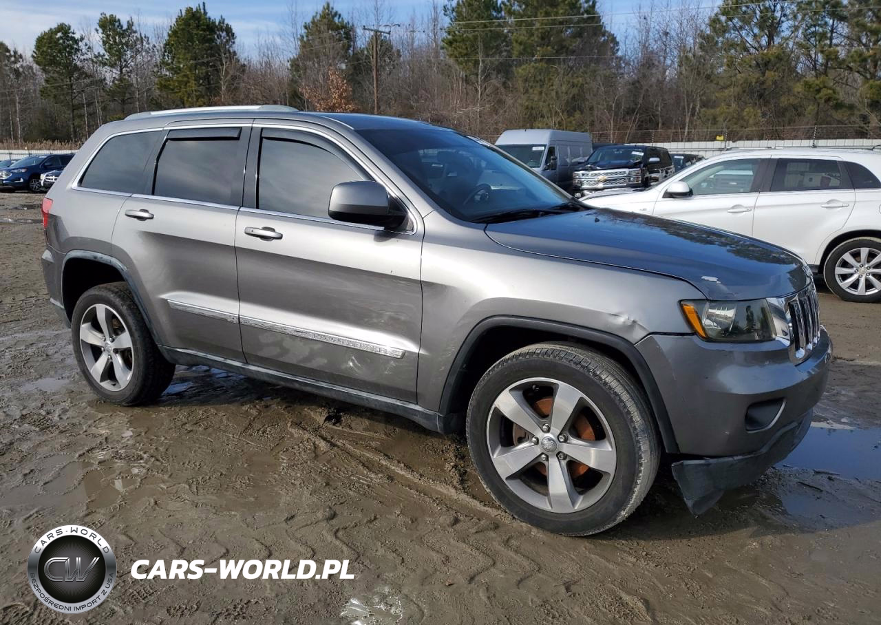2012 Jeep Grand Cherokee Laredo VIN:1C4RJFAGXCC274148 - 4