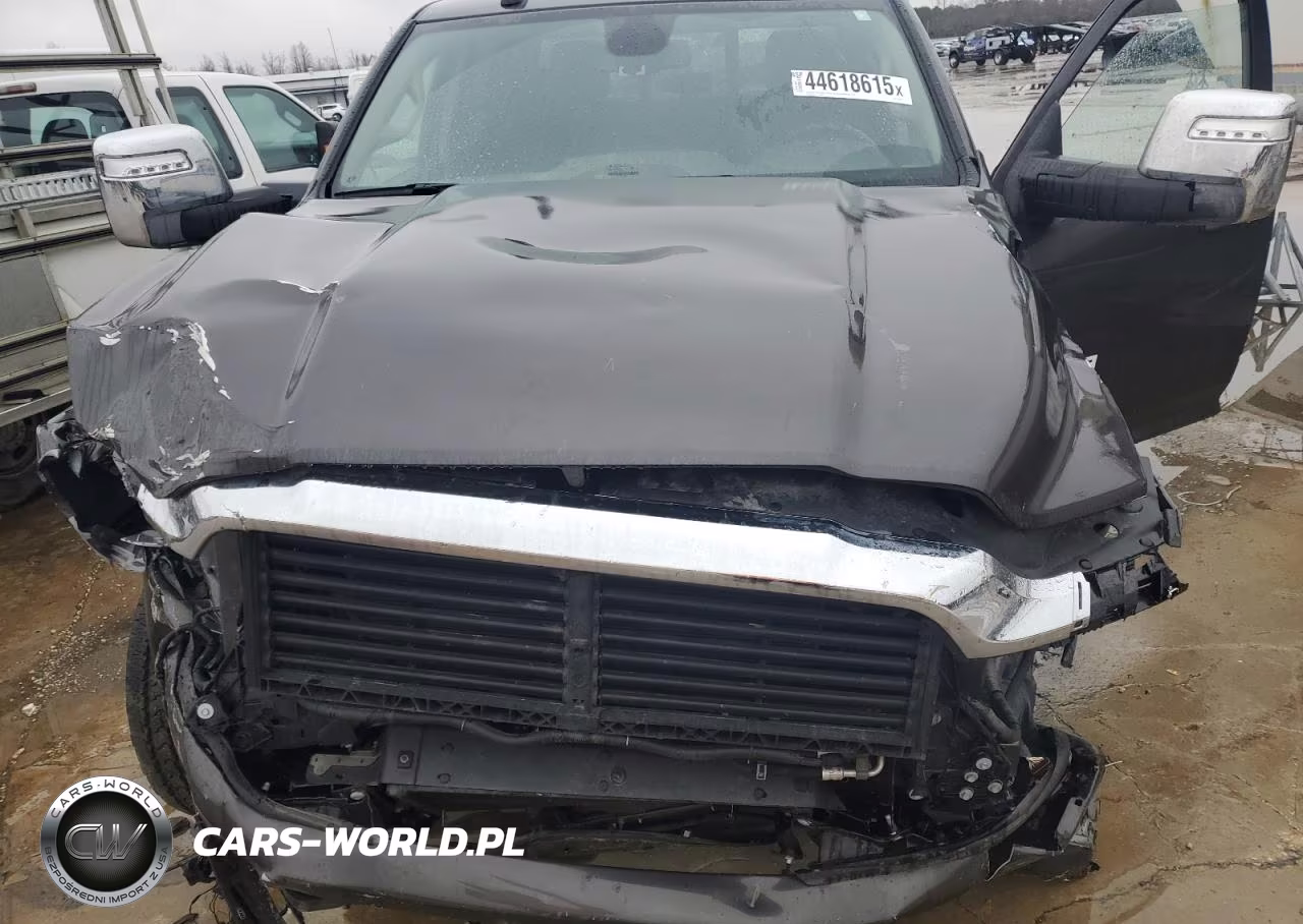 2024 Ram 2500 Laramie VIN:3C6UR5FL5RG276986 - 12
