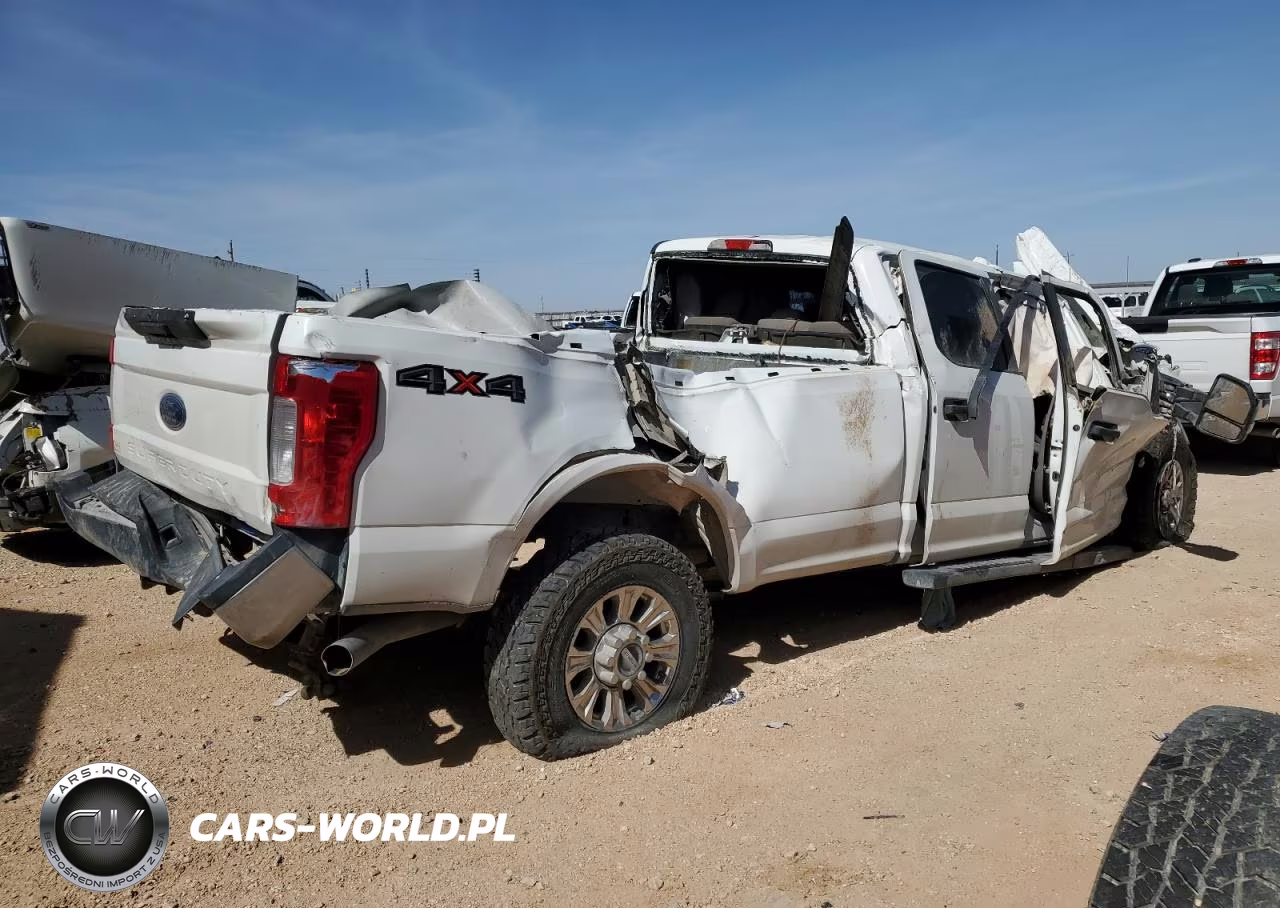 2018 Ford F250 Super Duty VIN:1FT7W2B62JEC56252 - 3