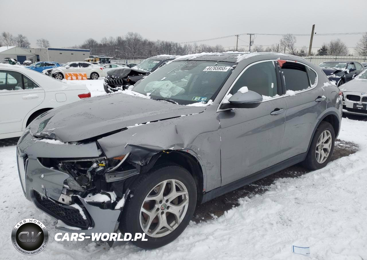 2021 Alfa Romeo Stelvio Sport