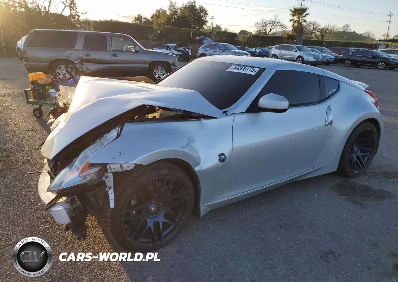 2011 Nissan 370Z Base