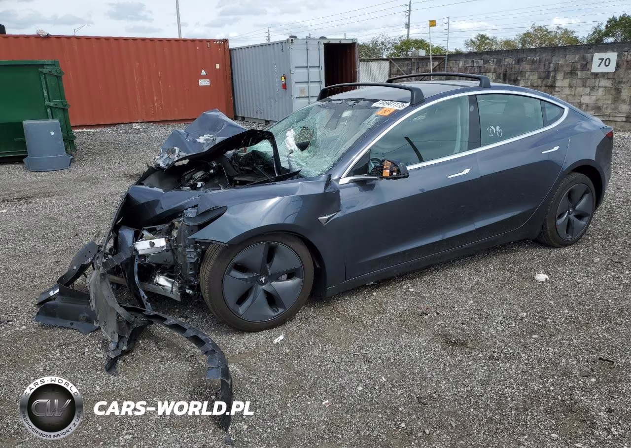 2020 Tesla Model 3