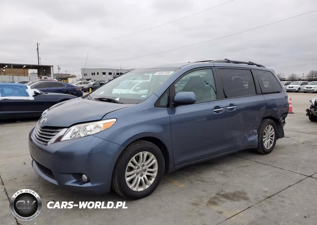 2014 Toyota Sienna Xle 8-Passenger