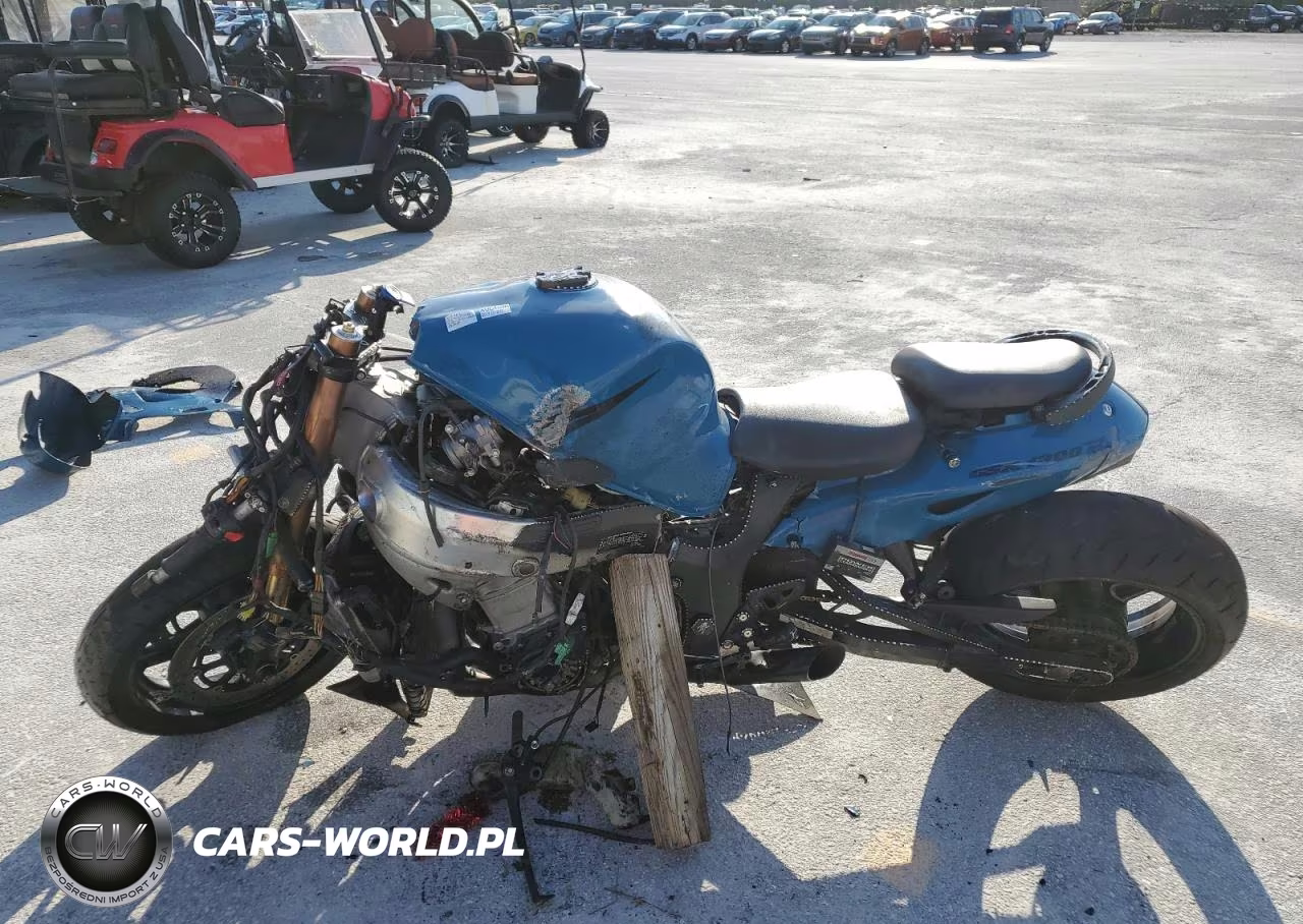 2005 Suzuki Gsx1300 Rk5 VIN:JS1GW71AX52110377 - 3
