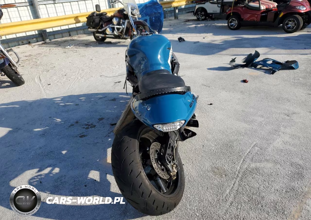 2005 Suzuki Gsx1300 Rk5 VIN:JS1GW71AX52110377 - 4