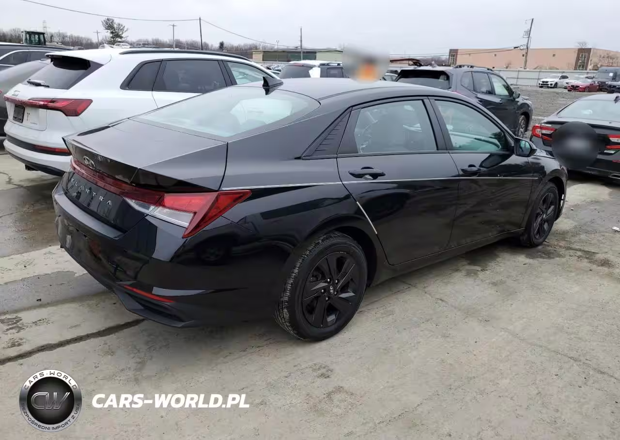 2022 Hyundai Elantra Sel VIN:5NPLS4AG5NH055290 - 3
