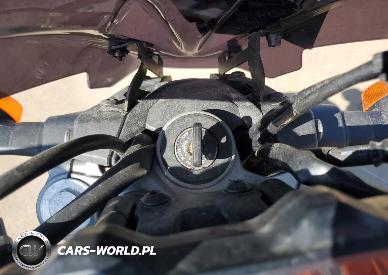 2015 Yamaha Fz07 VIN:JYARM06E8FA001846 - 8