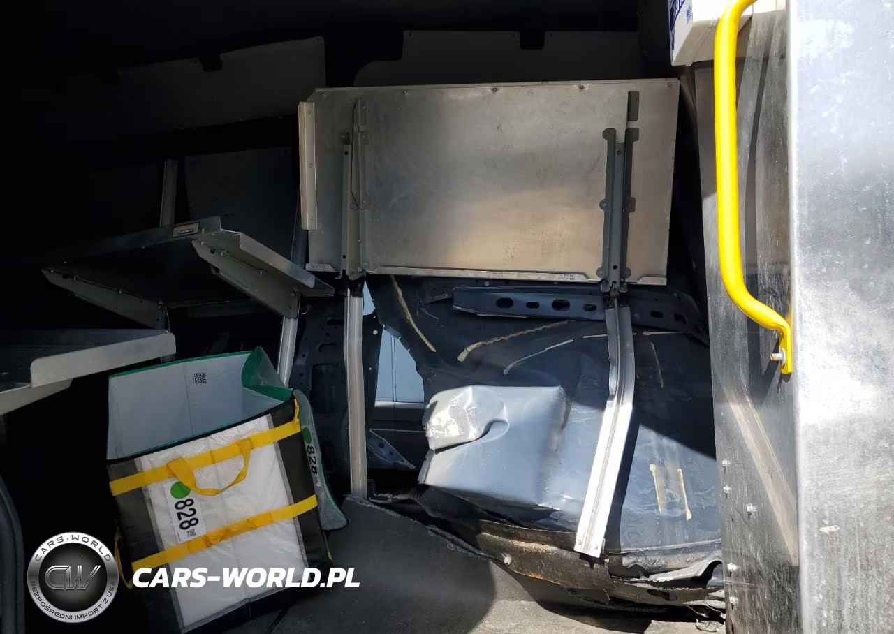 2020 Ram Promaster 3500 3500 High VIN:3C6URVJG0LE128645 - 11
