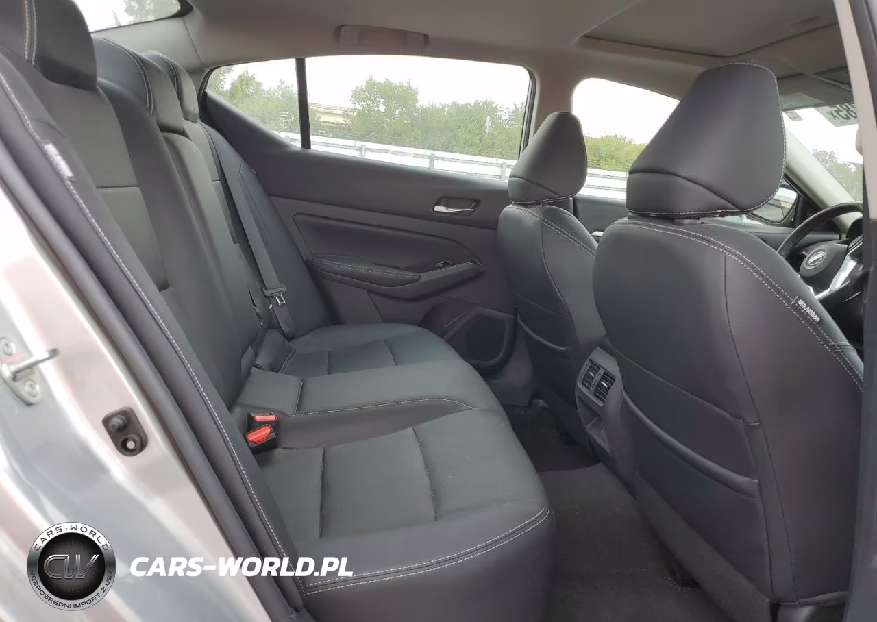 2022 Nissan Altima Platinum VIN:1N4BL4FW9NN314118 - 10