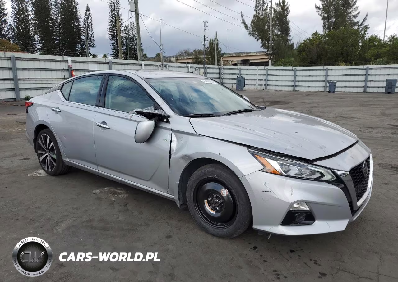 2022 Nissan Altima Platinum VIN:1N4BL4FW9NN314118 - 4