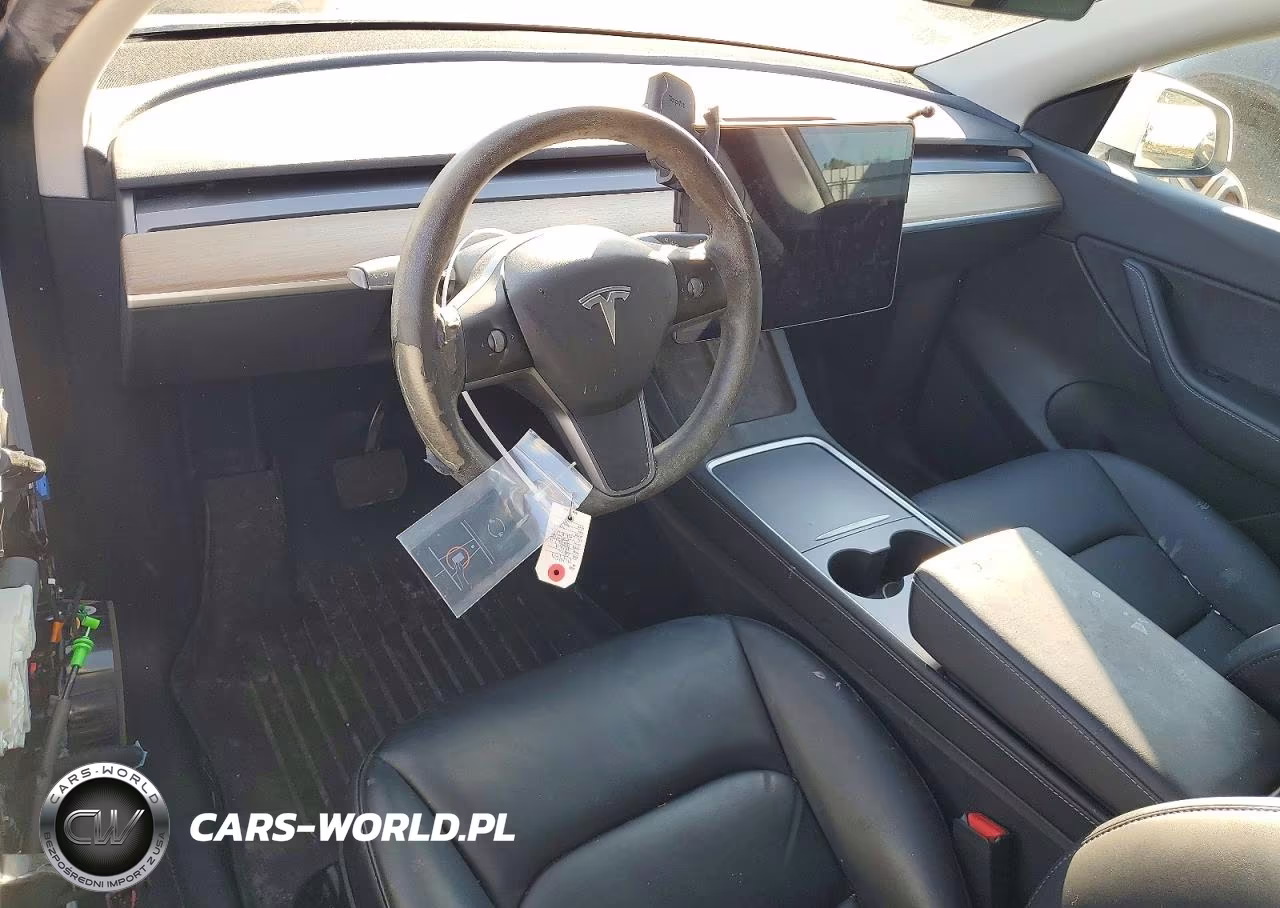 2021 Tesla Model Y VIN:5YJYGAEE0MF145541 - 8