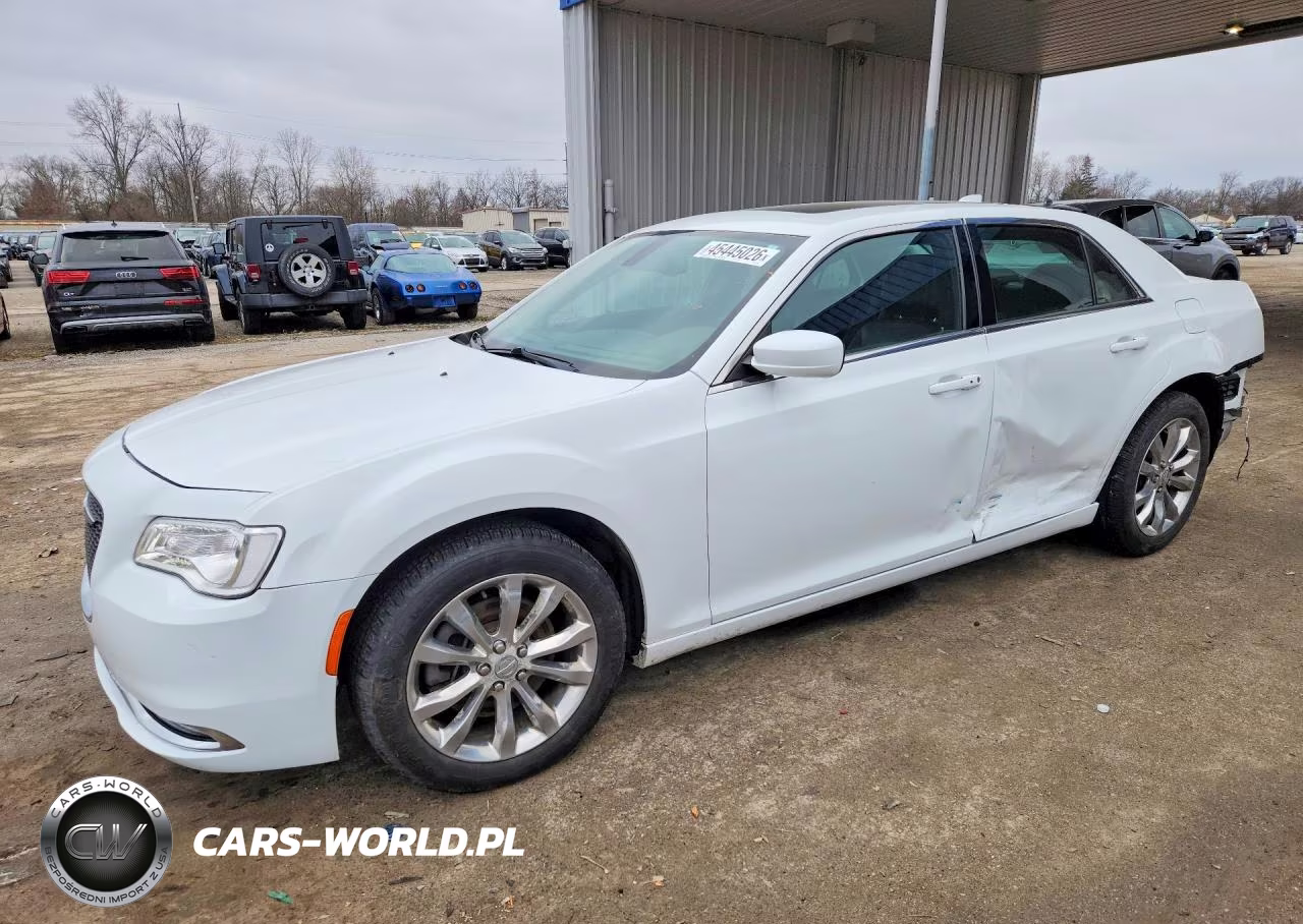 2016 Chrysler 300 Limited
