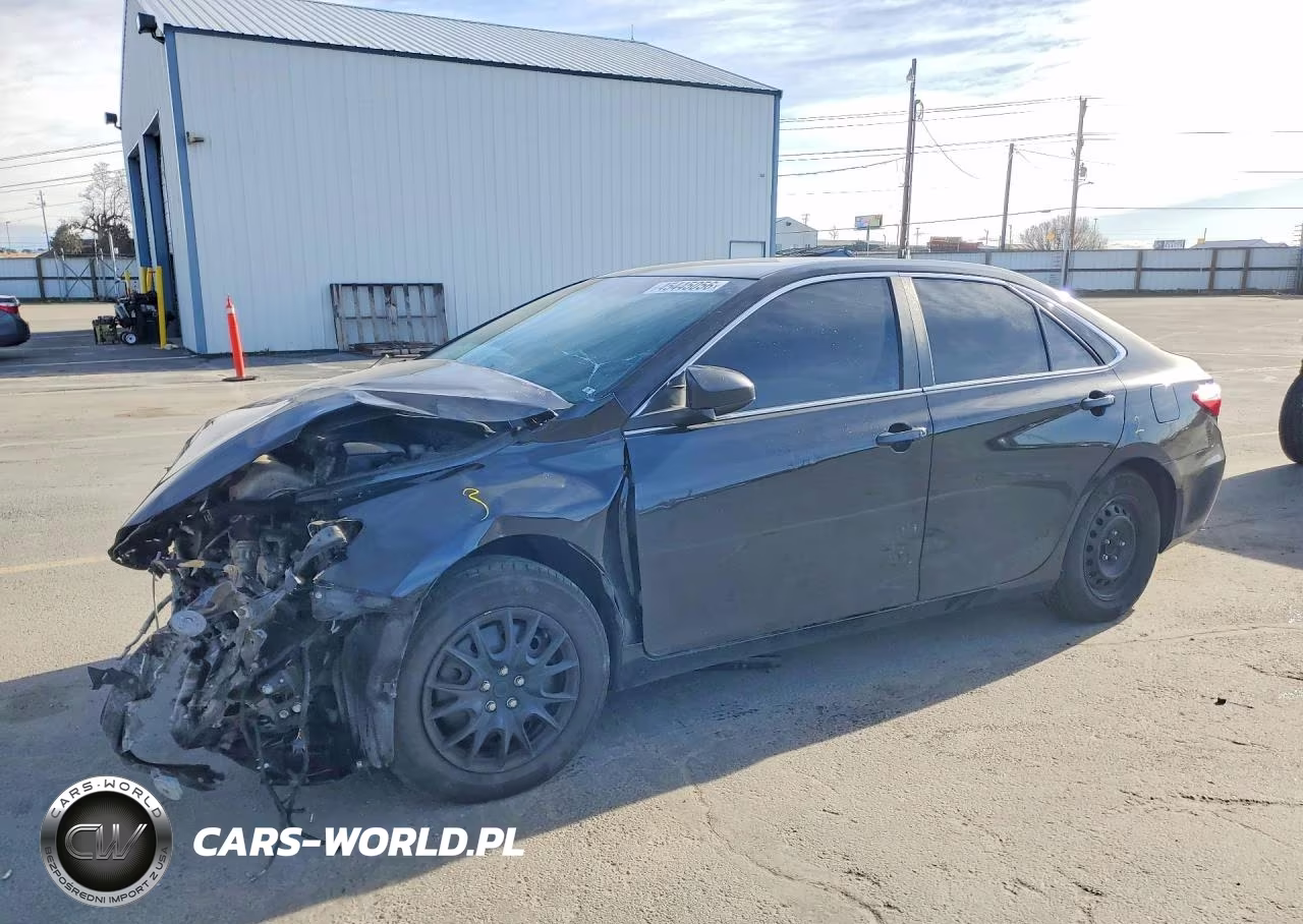 2017 Toyota Camry Le – zdjęcie 1 z 12
