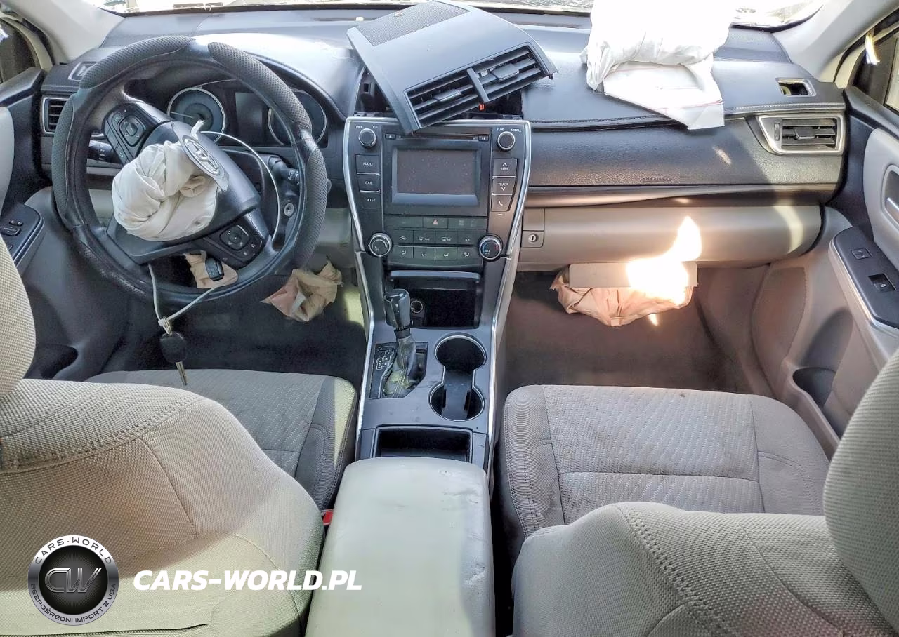 2017 Toyota Camry Le VIN:4T1BF1FK9HU281611 - 8