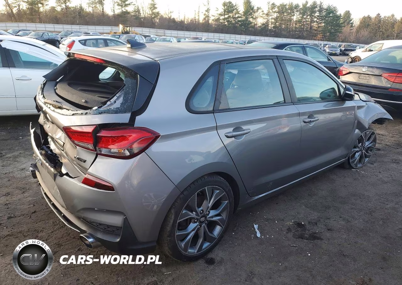 2020 Hyundai Elantra Gt N Line VIN:KMHH55LC7LU135685 - 3