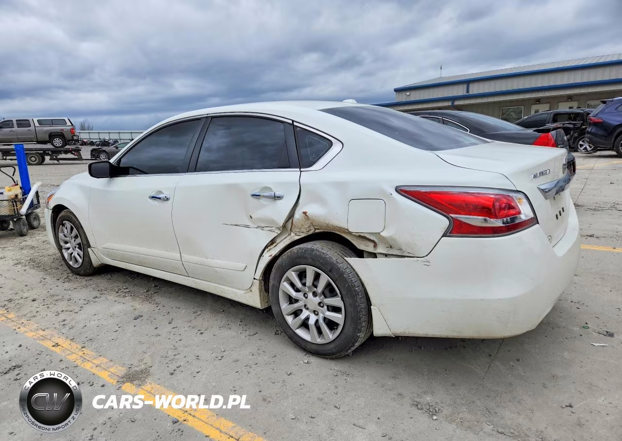 2015 Nissan Altima 2.5 S VIN:1N4AL3AP9FN316779 - 2