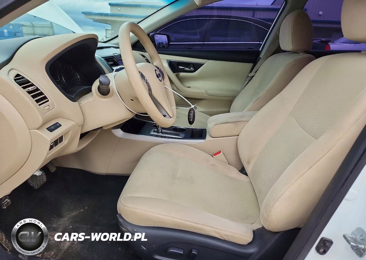 2015 Nissan Altima 2.5 S VIN:1N4AL3AP9FN316779 - 7
