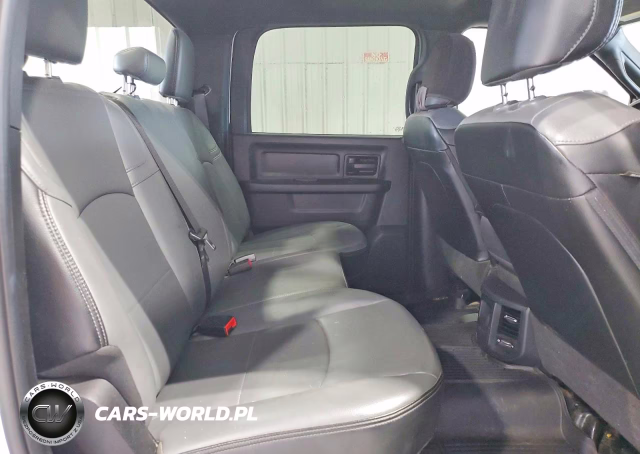 2024 Ram 2500 Tradesman VIN:3C6UR5HL5RG114093 - 10