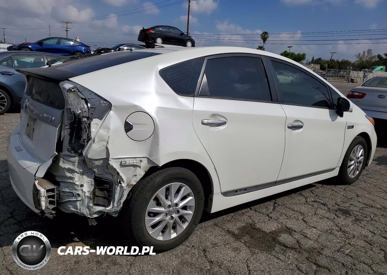 2014 Toyota Prius Plug-In Hybrid Base VIN:JTDKN3DP0E3057730 - 3