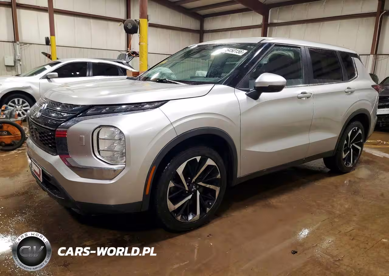 2022 Mitsubishi Outlander Es