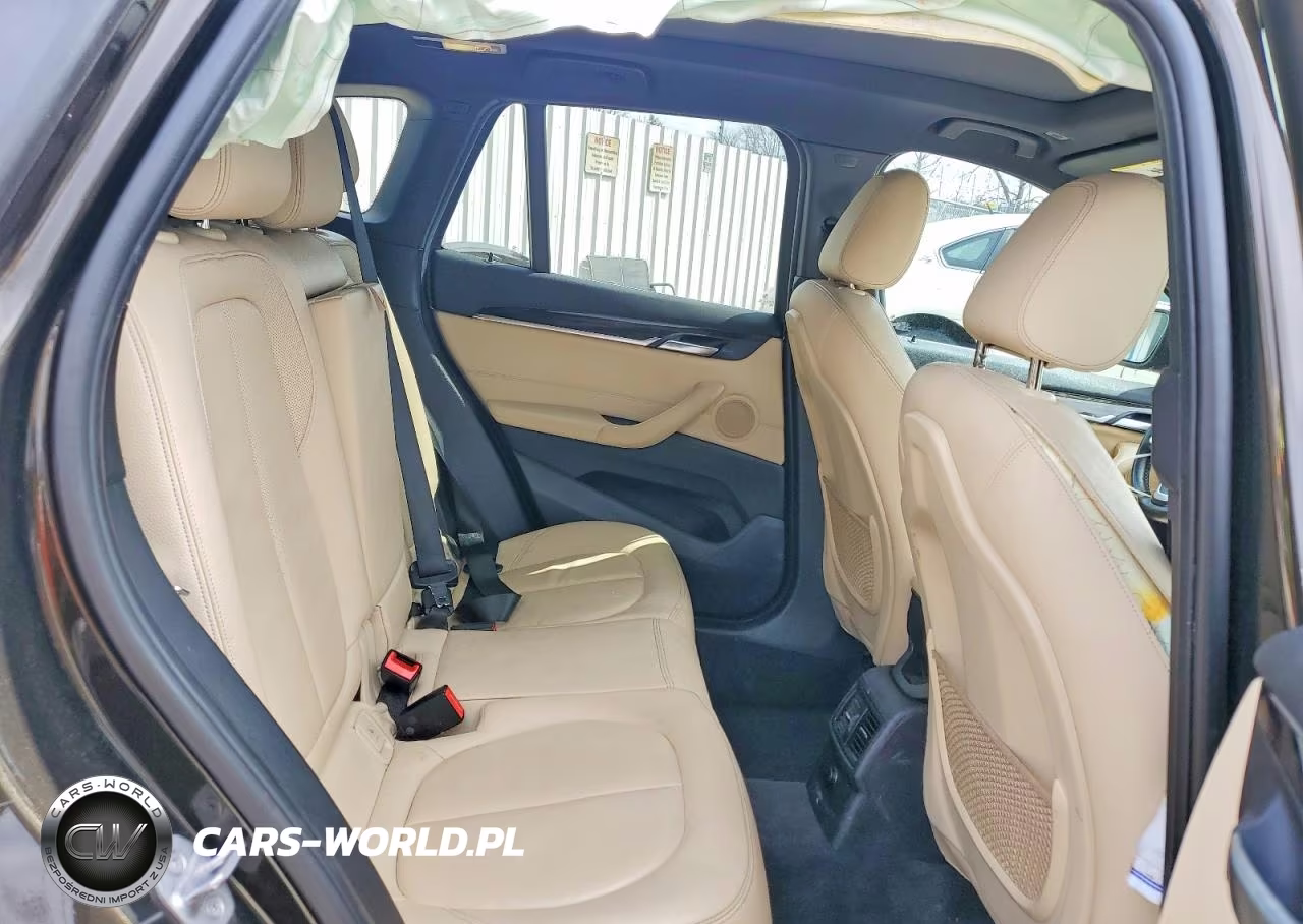 2018 BMW X1 Sdrive28I VIN:WBXHU7C30J5H43094 - 11