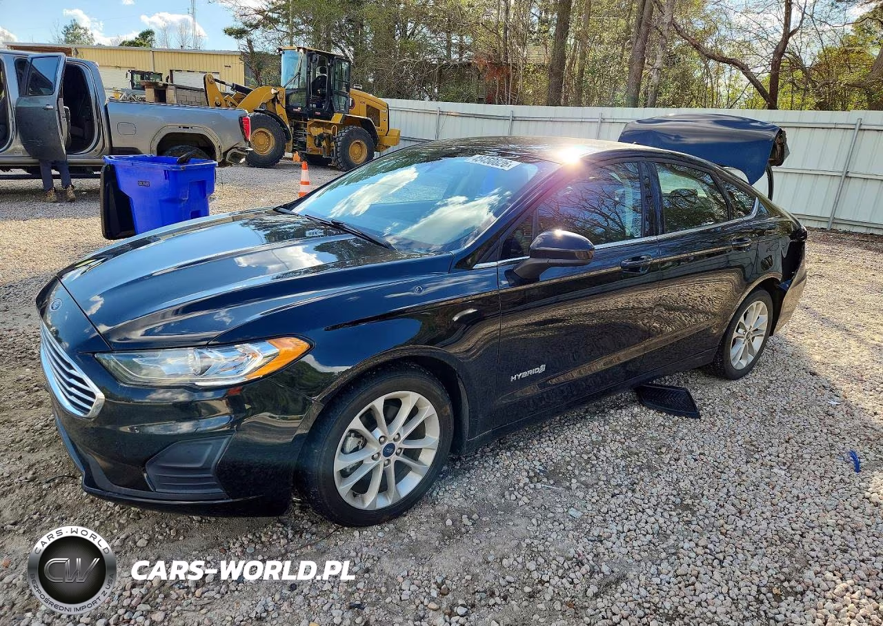 2019 Ford Fusion Se – zdjęcie 1 z 12