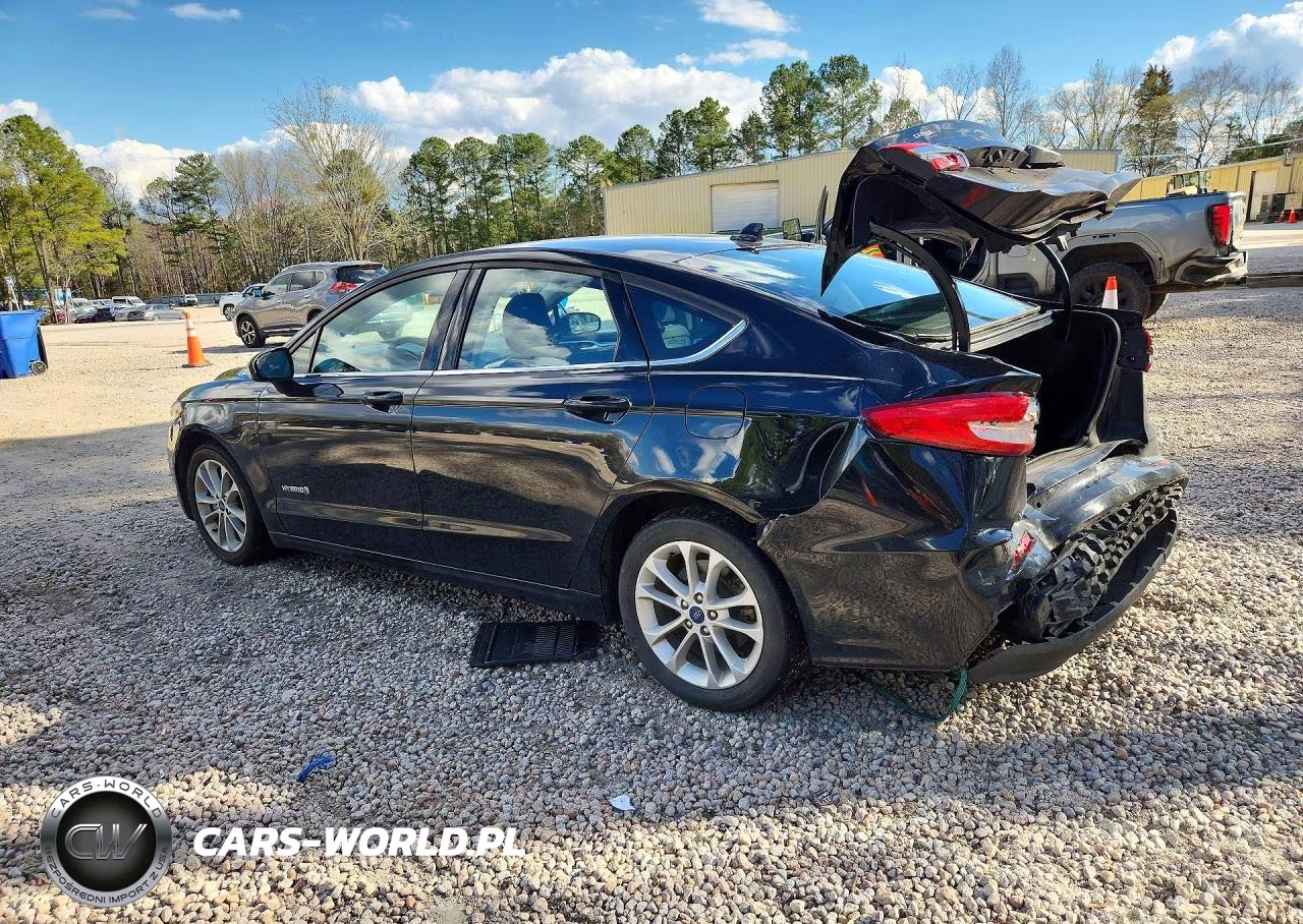 2019 Ford Fusion Se VIN:3FA6P0LU3KR153615 - 2