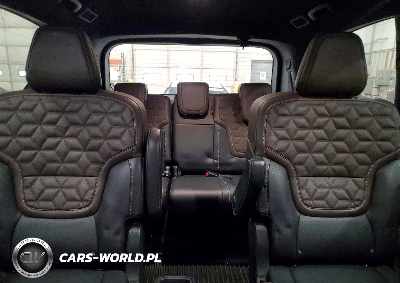 2025 Nissan Armada Platinum VIN:JN8AY3EB5S9100705 - 10