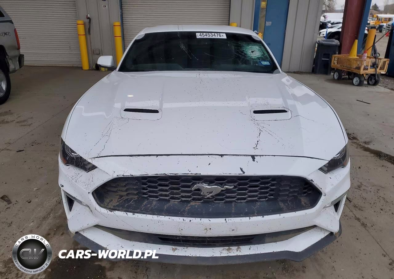 2018 Ford Mustang VIN:1FA6P8TH9J5156151 - 5